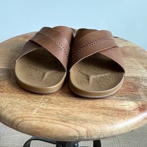 Olukai Leather sandals Kīpe‘a ‘Olu - Sahara - size 9